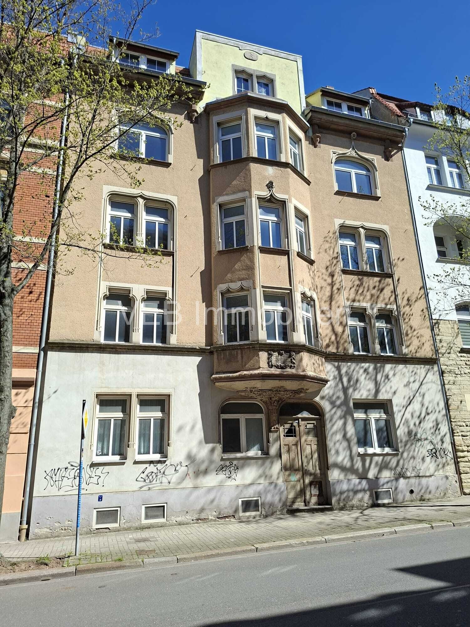 Wer holt mich aus dem Dornröschenschlaf??? Mehrfamilienhaus sucht Prinz!!! Wer holt mich aus dem Dornröschenschlaf??? Mehrfamilienhaus sucht Prinz!!!