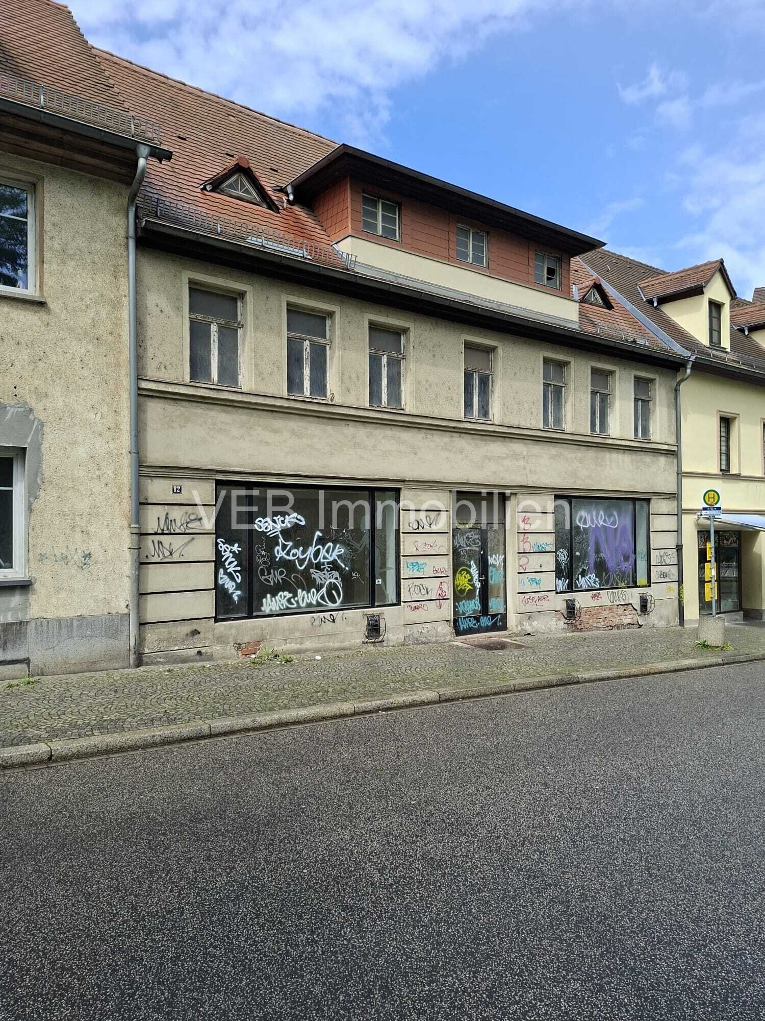 Erstklassiges Sanierungs- und Renditeobjekt mit sofortigem Projektstart Erstklassiges Sanierungs- und Renditeobjekt mit sofortigem Projektstart